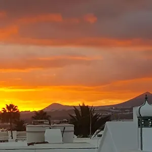 https://centrico-luminoso-y-tranquilo.in-canary-islands.com